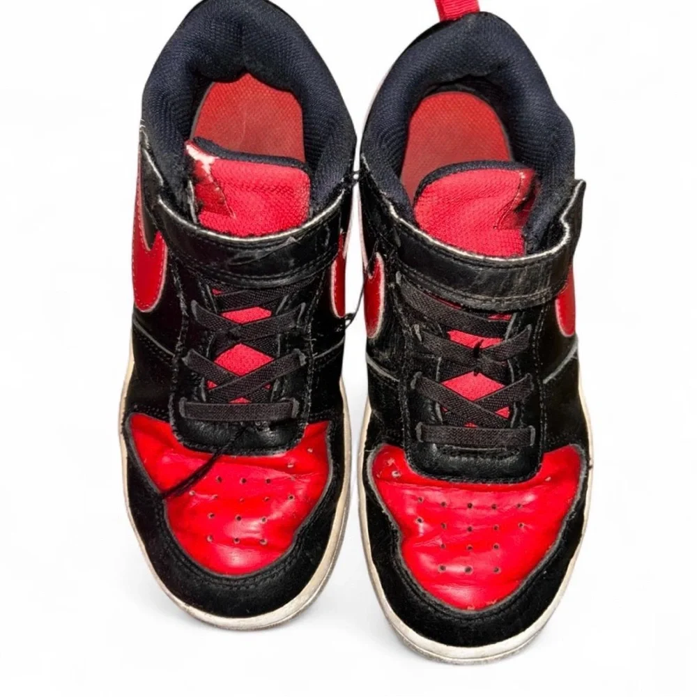 Nike Kids Black and Red Sneakers